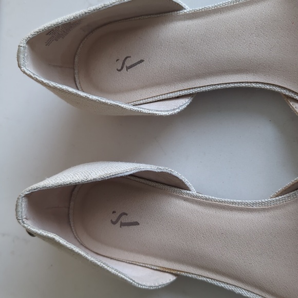 Simply Vera Svanita Natural pointed jeweled canvas flats - Picture 4 of 9